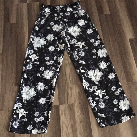 High waited navy floral pants - Picture 1 of 1